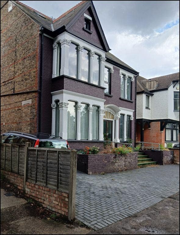 Rooms at SS2 6EL Victoria Avenue Southend on Sea Main Photo
