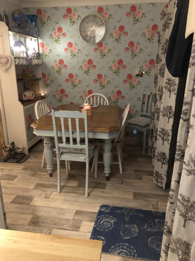 Single room for rent  Main Photo