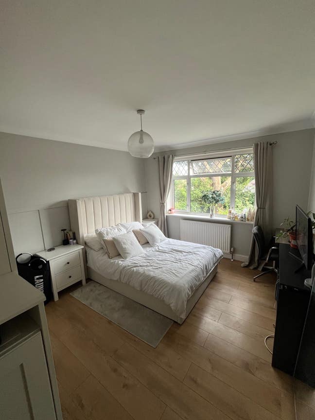 Spacious Double Room In Poverest -  Petts Wood Main Photo