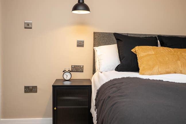 Double Ensuite Room in Quality Co-Living Main Photo