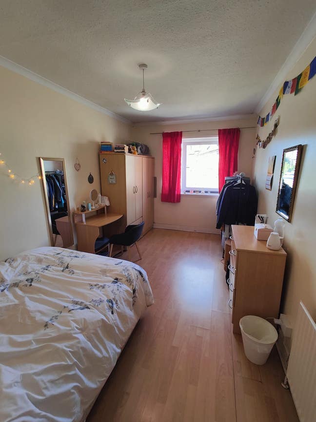 Room to rent from the 1st of September! Main Photo
