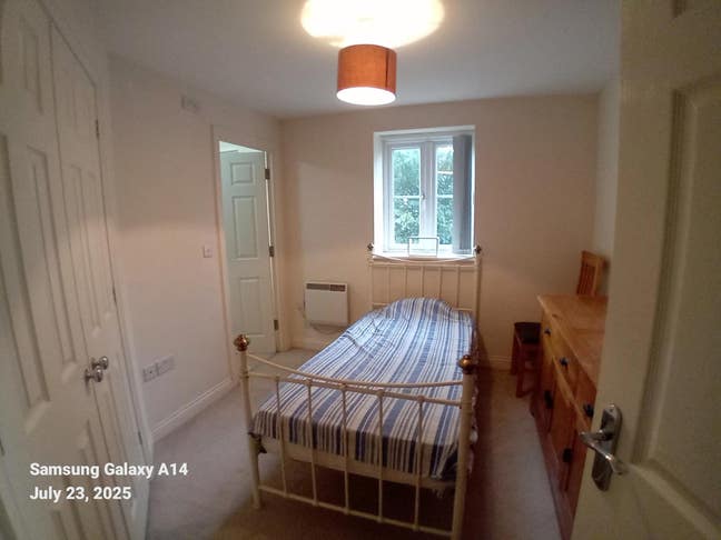 Double ensuite in martock available now Main Photo