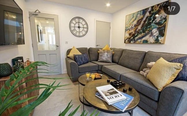 1 Ensuite room available in a 6 bed house share  Main Photo