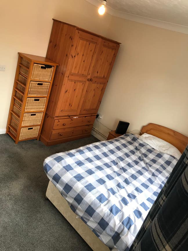 Double room in brand new furnished flat  Main Photo
