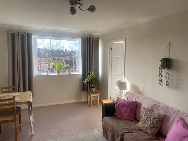 Room in West Jesmond Flat Main Photo