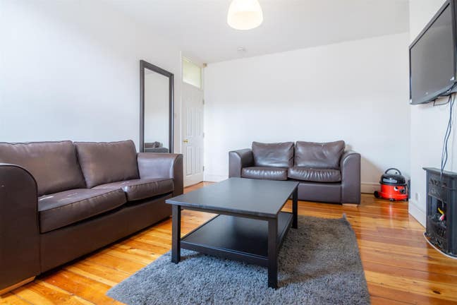 Double bedrooms available in West Jesmond Main Photo