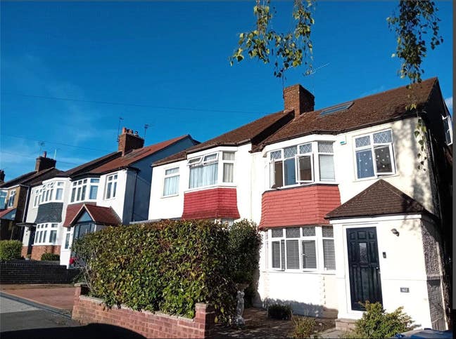 Double Room available to Let  Main Photo
