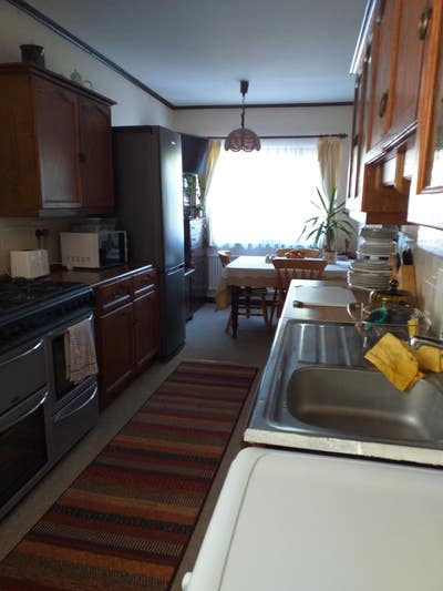   Salisbury good size room (no bills) Main Photo