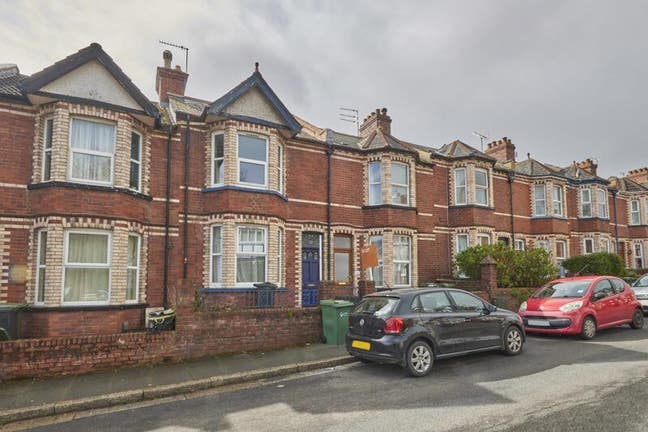 Recently refurbished 4 bed house share Main Photo