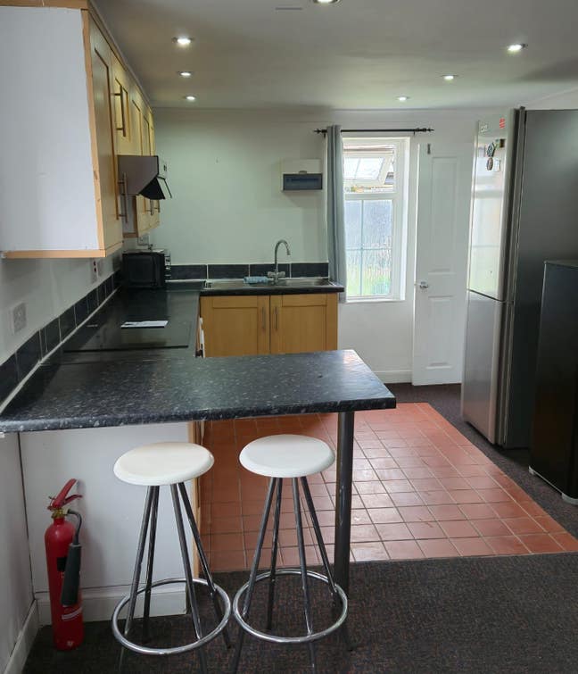 💫 Studio Flat – Gants Hill/Redbridge – £1350pcm – Main Photo