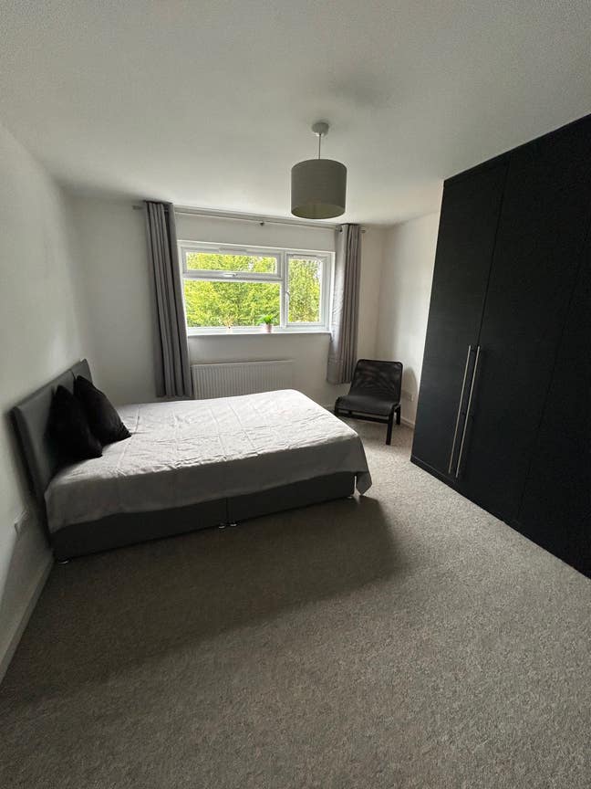 Double Room, 3 Shower Rooms, 6 Bedrooms Main Photo