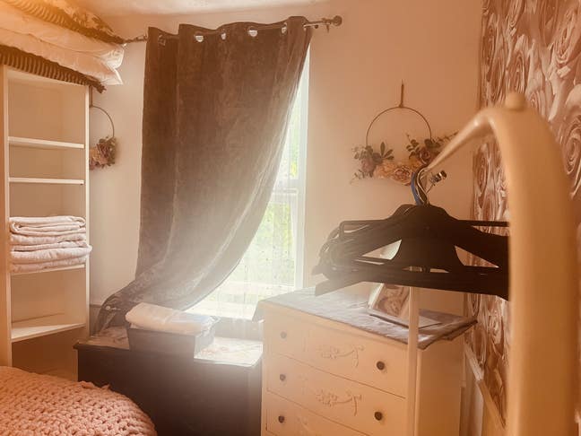 Cosy Box Room Ideal for Student Bills Incl  Main Photo