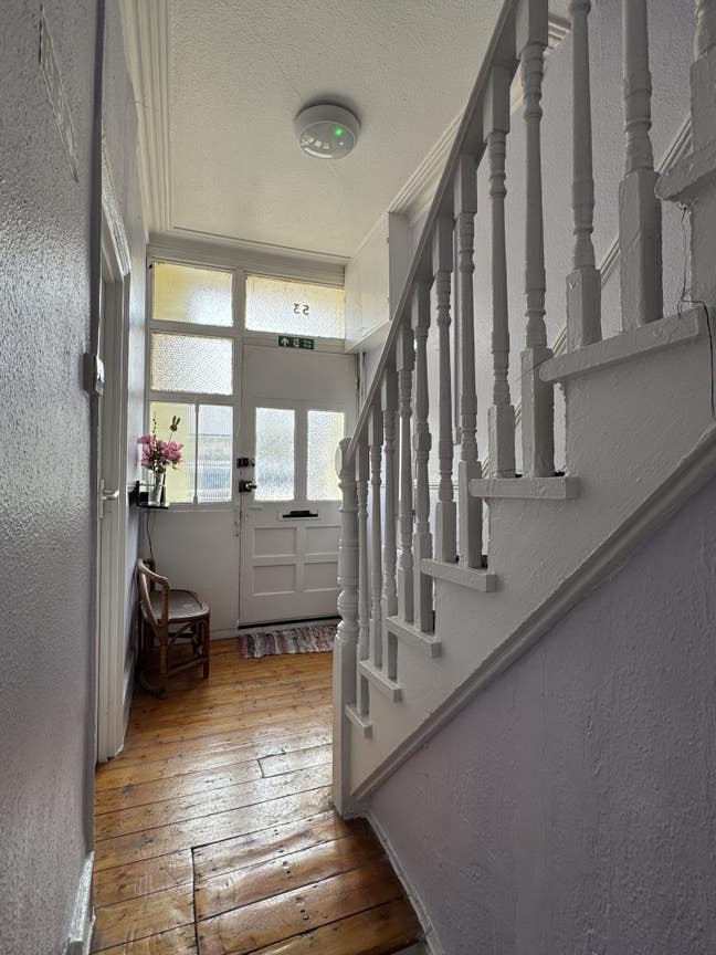 Single  room n15 Main Photo