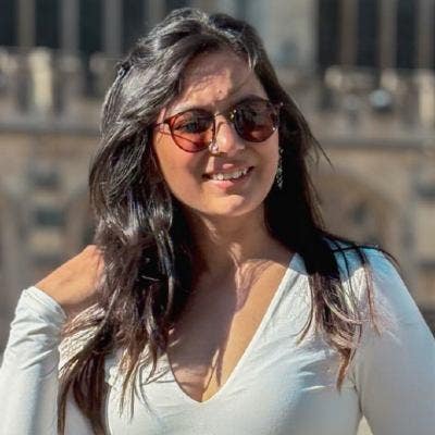 24 Female looking for a Flatshare/Buddy-up Main Photo