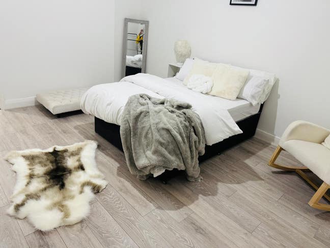 Two Double Bedrooms or Two Bed  Stylish Apartments Main Photo
