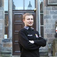 Professional Male seeks a single or double room Main Photo