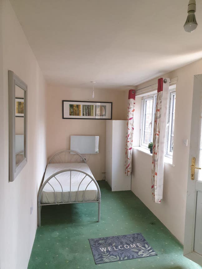Single studio room for rent in Luton, Bury Park Main Photo