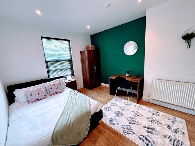 1St Month Half Price Bills inc | Derby Royal | Uni Main Photo