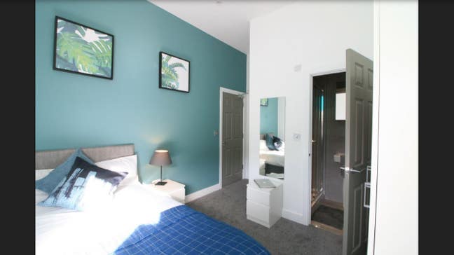🔥 Ensuite Room Available! - City Centre / SH Main Photo