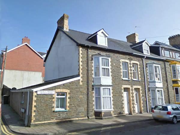 🚨1 Room Available in 7-Bed Student House  Main Photo
