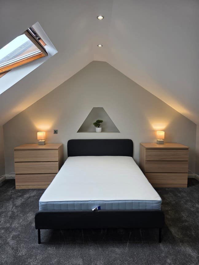 New Double Furnished Room  Main Photo
