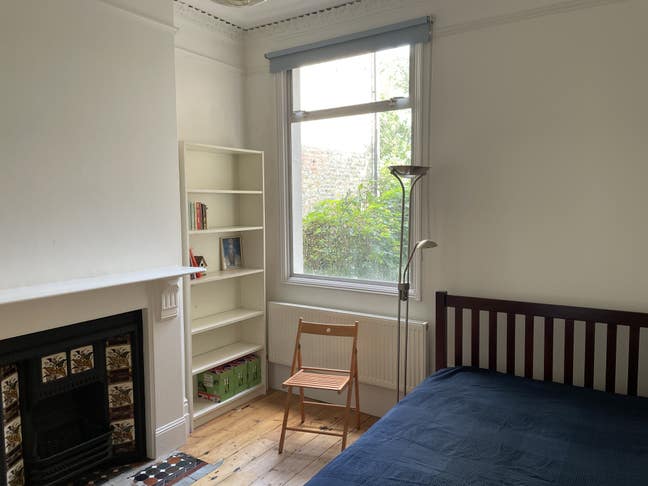 Good sized double room in lovely Victorian terrace Main Photo