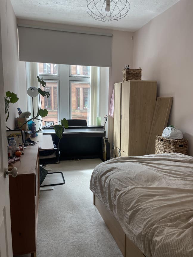 Room Available  Main Photo