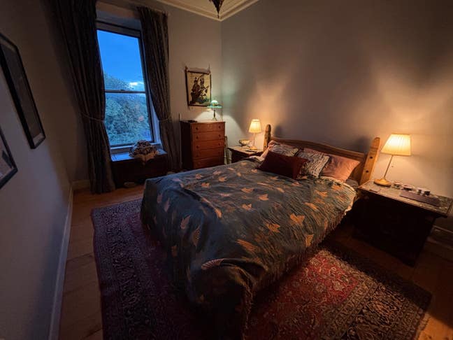 Beautiful Room in Trinity – Ideal Fringe Base Main Photo