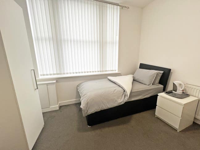 Lacey Street, Widnes - with Ensuite Shower Room Main Photo
