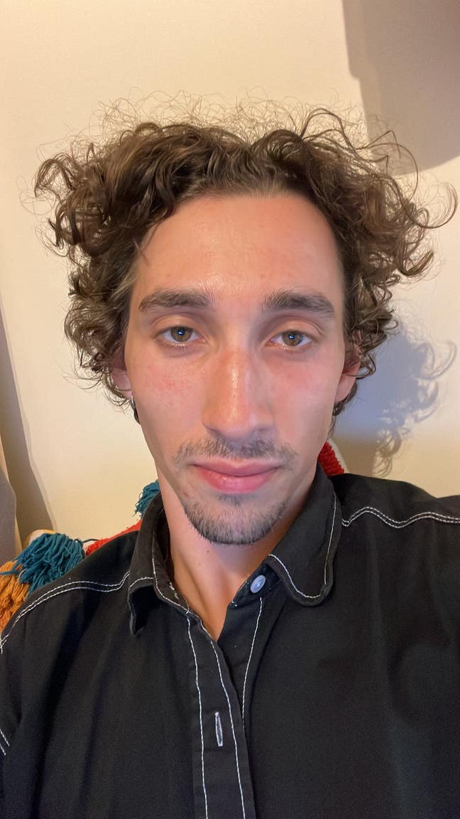 Chilled, Creative 24 y/o Professional Guy Main Photo