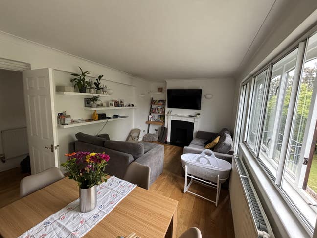 Room in Finchley (N3) – Short Let 5 to 21 Oct Main Photo