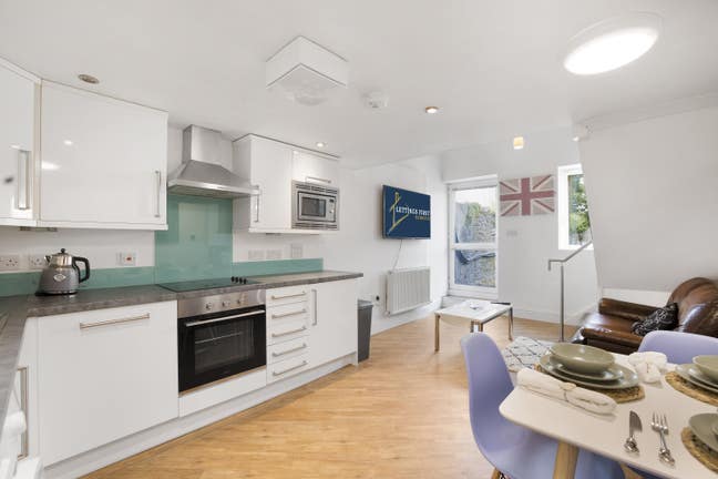 2 Student Rooms Available for September 2025 Main Photo