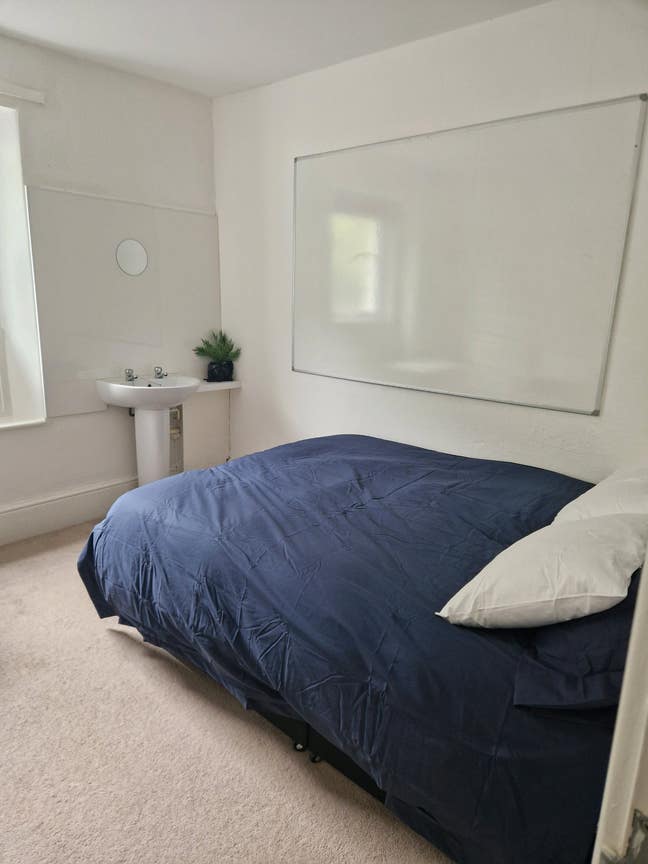 Rooms to Let Main Photo