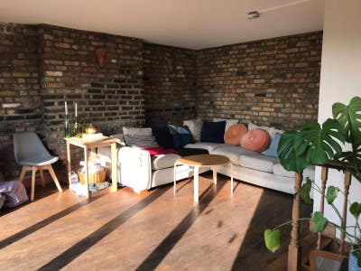 2 Unfurnished Double Rooms in 5-Bed House! Main Photo