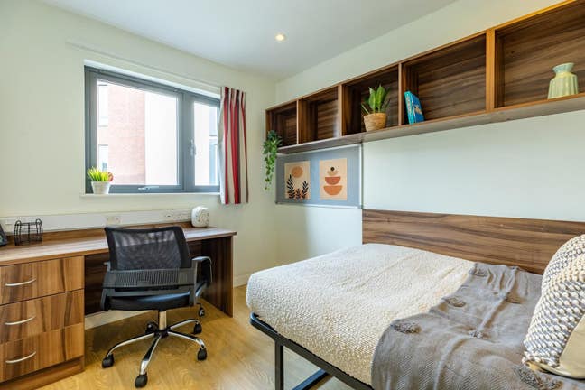 Premium Ensuite Printworks 44 Weeks Contract Main Photo