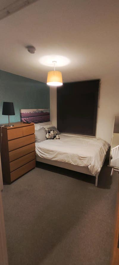 Double Bedroom Near Salford Quays Main Photo