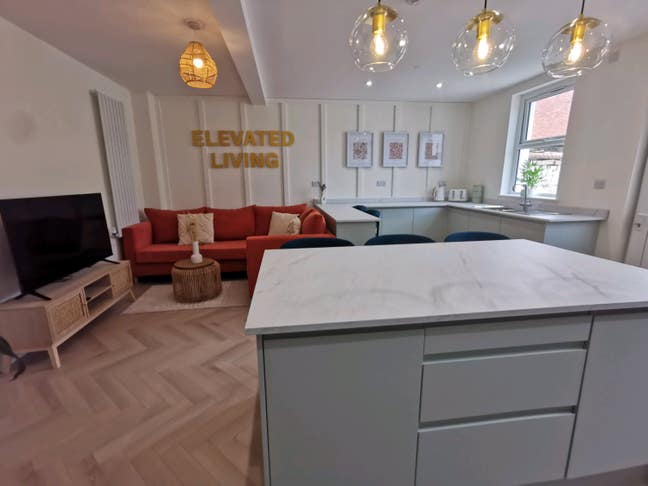 Brand New Luxury En-suite Rooms Main Photo