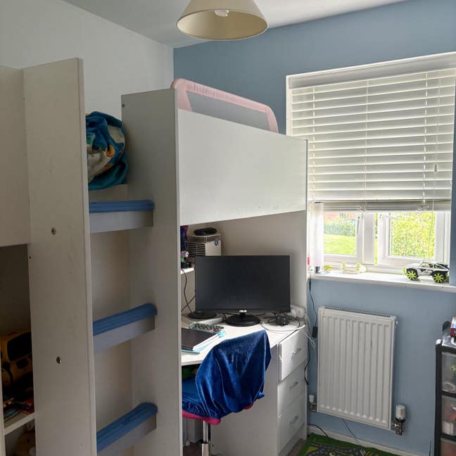 A Single Room to share  Main Photo
