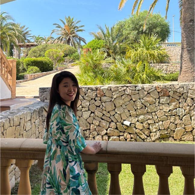 30 year old Female seeks a single or double room Main Photo