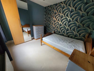 Double room in a large homely house Main Photo