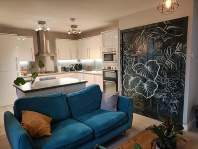 Furnished room in Bendminster Main Photo