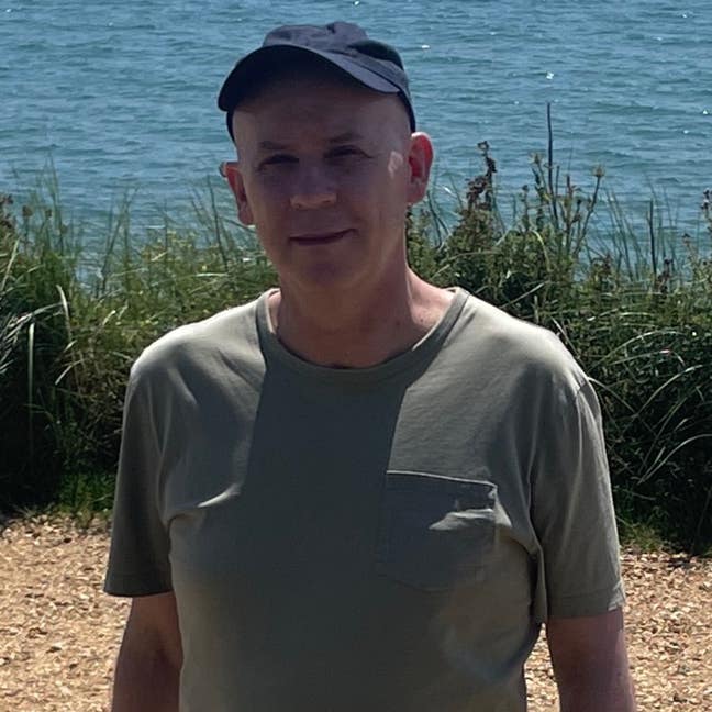 56 year old Male seeks a single or double room Main Photo