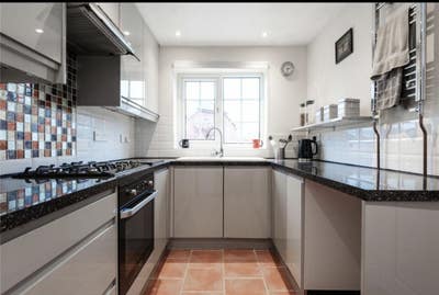 Room for rent  Main Photo