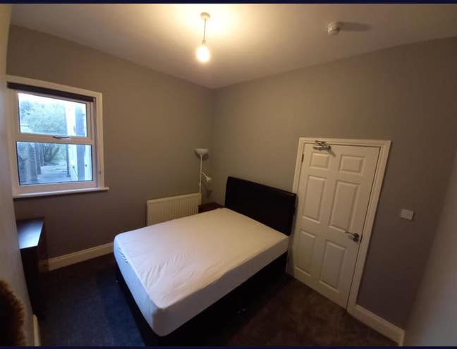 Zero Deposit Availble! Ensuite  5Min Walk Fr Hosp Main Photo