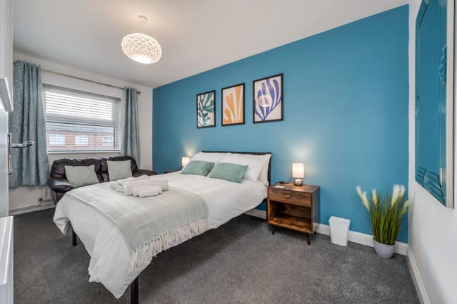 Apartment in BT7 Main Photo