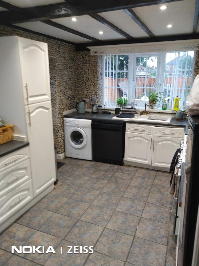 Double Bedroom , Large House Close to Beach! Main Photo