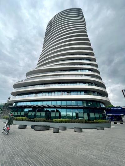 Stunning Development Lombard Wharf. Amazing Views Main Photo