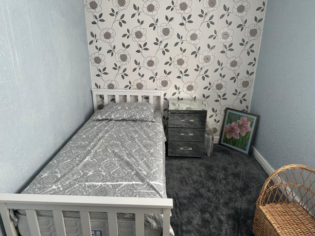 Spacious & Cosy Single Bed Room for Rent – M23 0DZ Main Photo