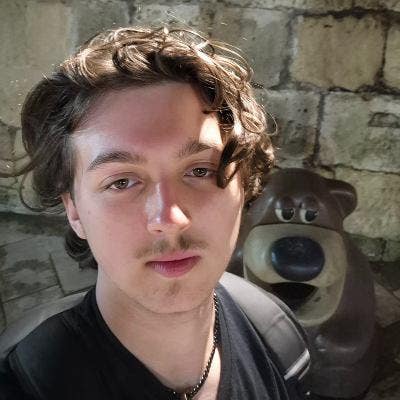 Student Male seeks a single or double room Main Photo