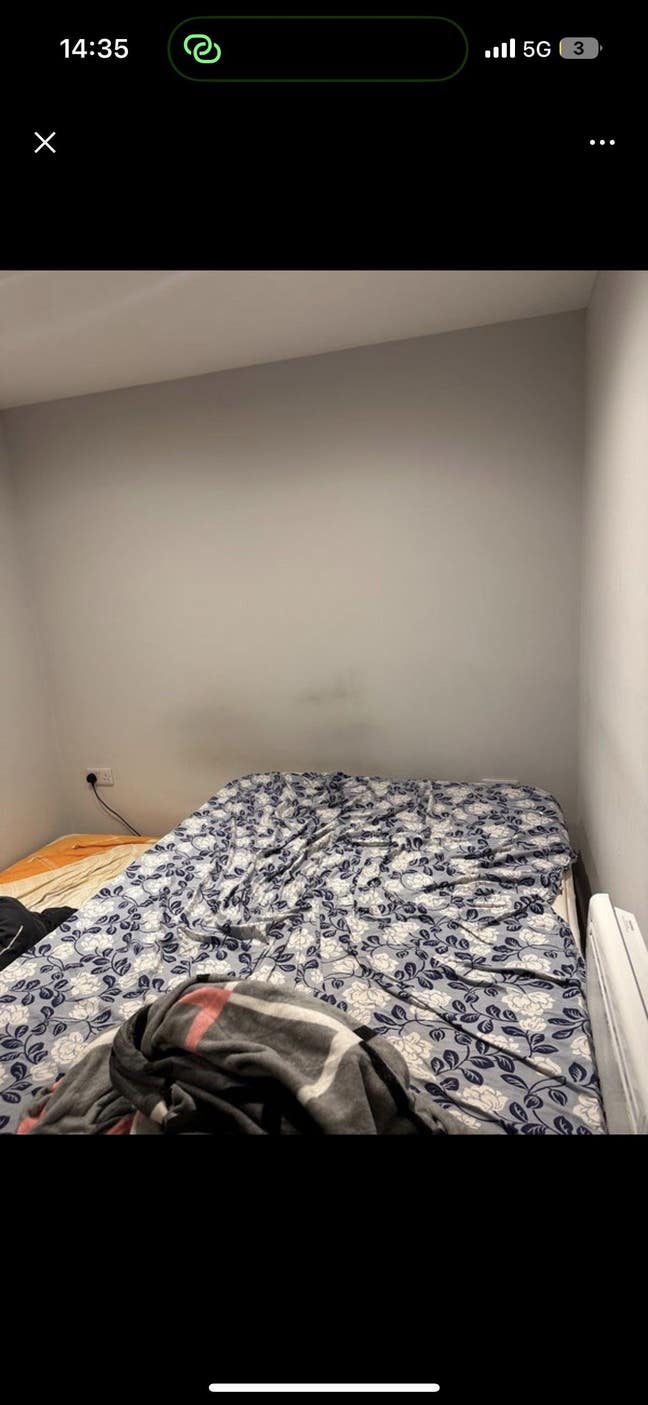 Renting out a whole 2 bed flat Main Photo